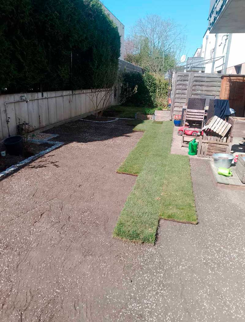 Professionelle Rasenarbeiten, Rasenpflege, Rasenunterhalt, Gr&uuml;nfl&auml;chenpflege, Rasenwartung, Gartenpflege, Gartenarbeit, Gartengestaltung, Gartenbau, GaLaBau, Landschaftsgartenpflege, Gr&uuml;npflege